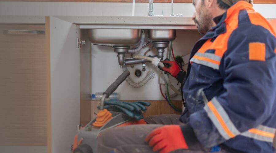 Professional tankless water heater installation services in Ben Wheeler, TX